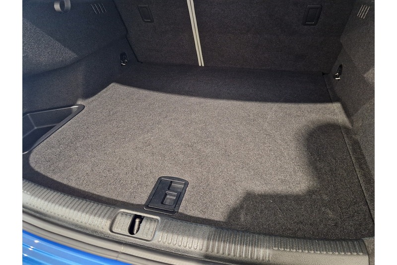 Used Audi RS3 2018 for sale - 76625270: Photo 27