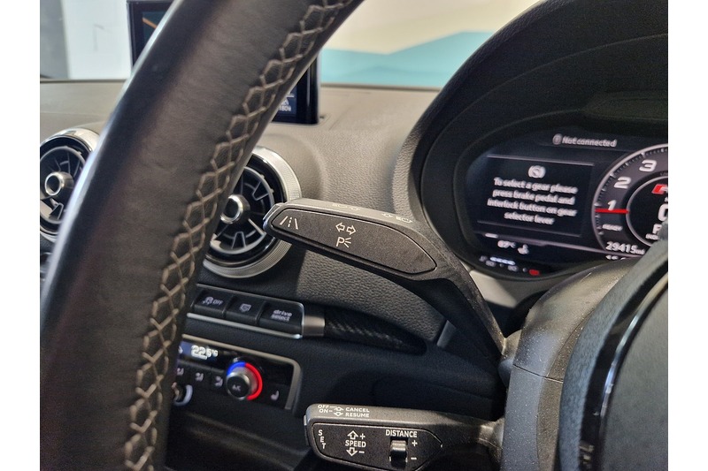 Used Audi RS3 2018 for sale - 76625270: Photo 45