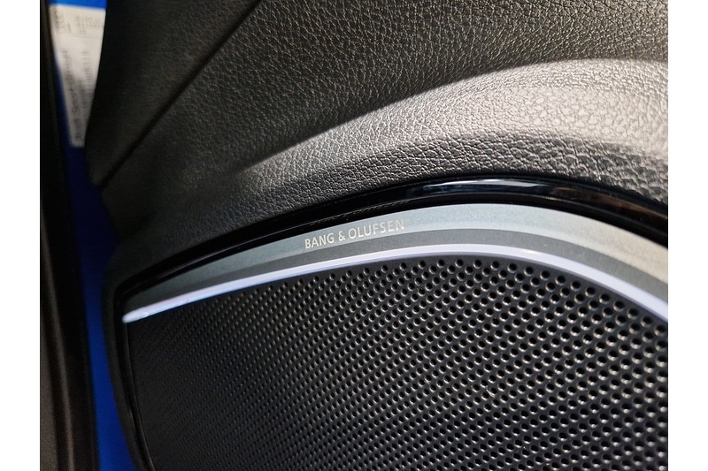 Used Audi RS3 2018 for sale - 76625270: Photo 9