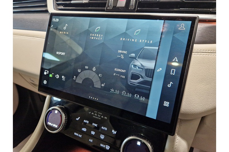 Used Jaguar F-Pace 2021 for sale - 76625268: Photo 40