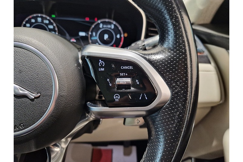 Used Jaguar F-Pace 2021 for sale - 76625268: Photo 48