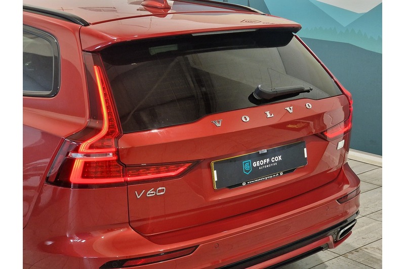 Used Volvo V60 2022 for sale - 76625277: Photo 16