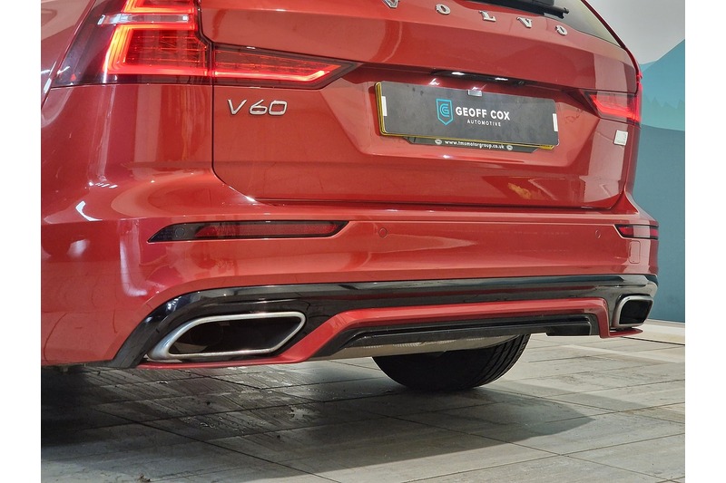 Used Volvo V60 2022 for sale - 76625277: Photo 18