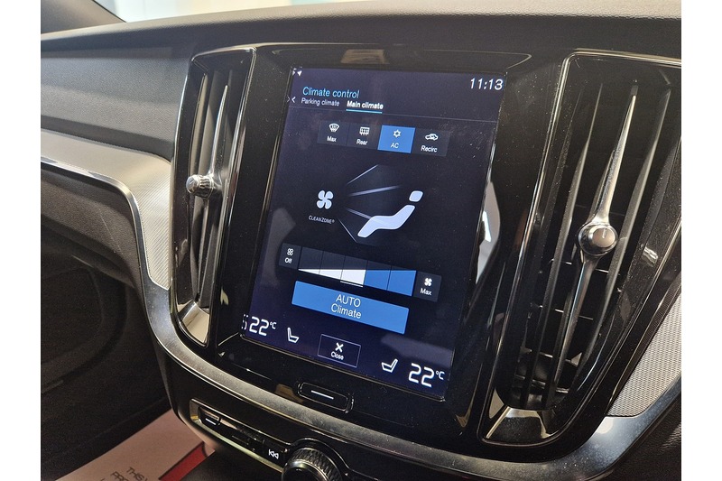 Used Volvo V60 2022 for sale - 76625277: Photo 32