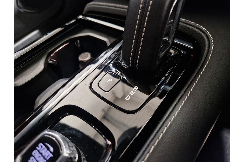 Used Volvo V60 2022 for sale - 76625277: Photo 33