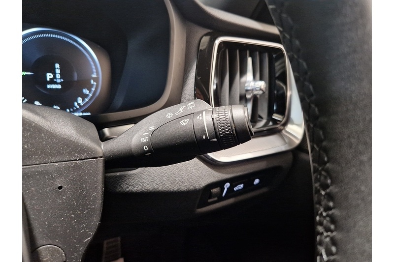 Used Volvo V60 2022 for sale - 76625277: Photo 36