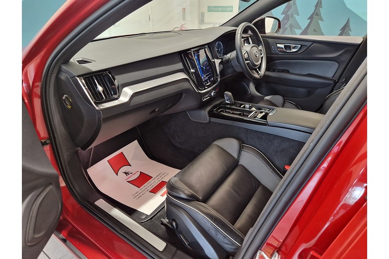 Used Volvo V60 2022 for sale - 76625277: Photo 41