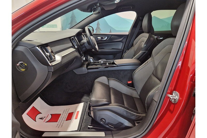 Used Volvo V60 2022 for sale - 76625277: Photo 42