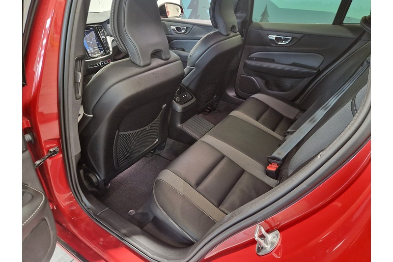 Used Volvo V60 2022 for sale - 76625277: Photo 47