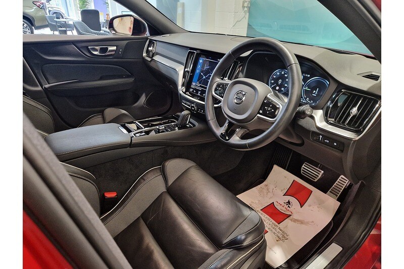 Used Volvo V60 2022 for sale - 76625277: Photo 51