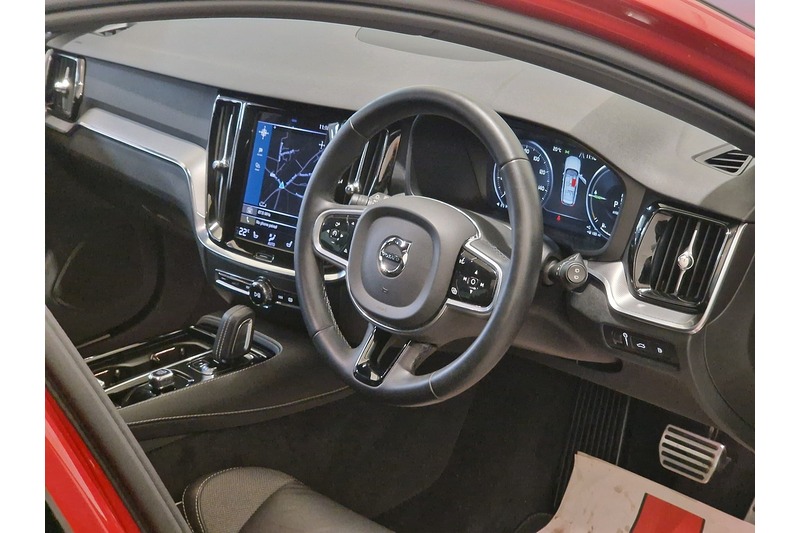 Used Volvo V60 2022 for sale - 76625277: Photo 52