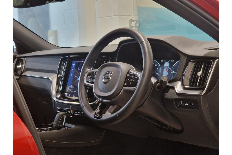 Used Volvo V60 2022 for sale - 76625277: Photo 53