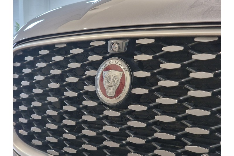 Used Jaguar F-Pace 2021 for sale - 77247340: Photo 18