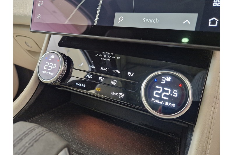 Used Jaguar F-Pace 2021 for sale - 77247340: Photo 46