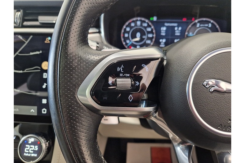 Used Jaguar F-Pace 2021 for sale - 77247340: Photo 50