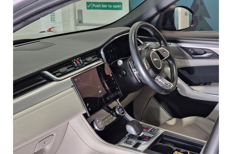 Used Jaguar F-Pace 2021 for sale - 77247340: Photo 56