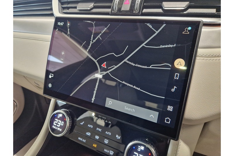 Used Jaguar F-Pace 2021 for sale - 77247340: Photo 7