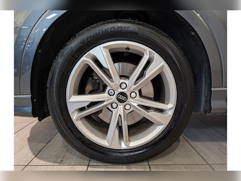 Used Audi Q3 2023 for sale - 78826699: Photo