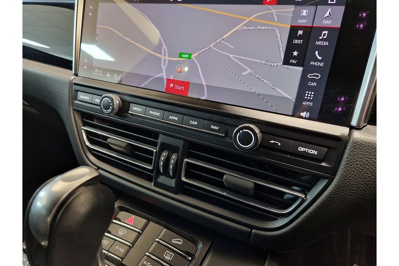 Used Porsche Macan 2020 for sale - 78069454: Photo 34