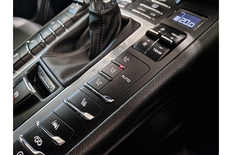 Used Porsche Macan 2020 for sale - 78069454: Photo 35