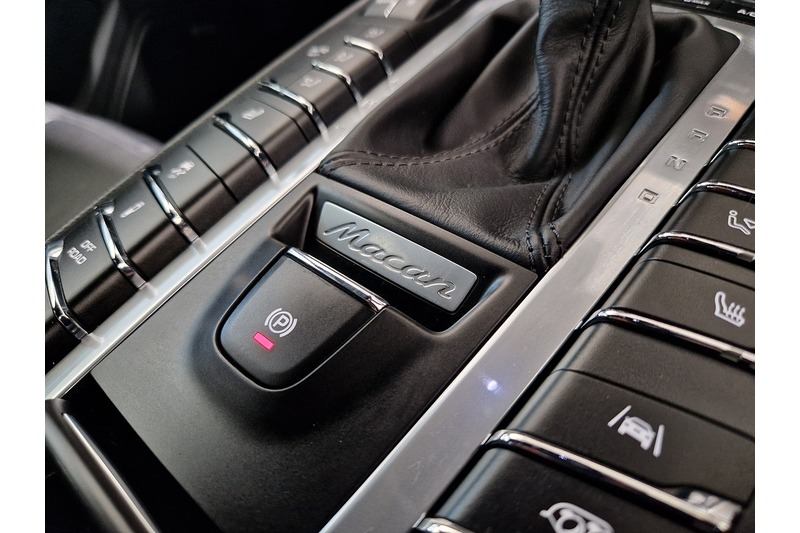 Used Porsche Macan 2020 for sale - 78069454: Photo 37