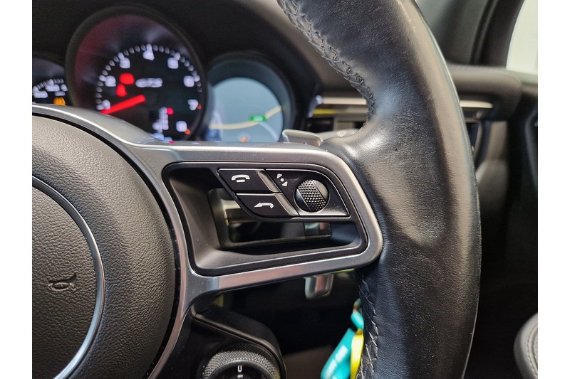 Used Porsche Macan 2020 for sale - 78069454: Photo 41