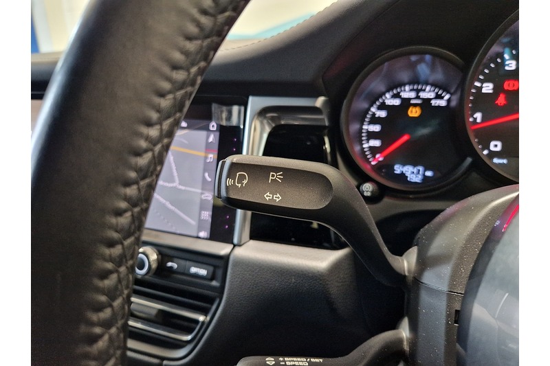 Used Porsche Macan 2020 for sale - 78069454: Photo 45