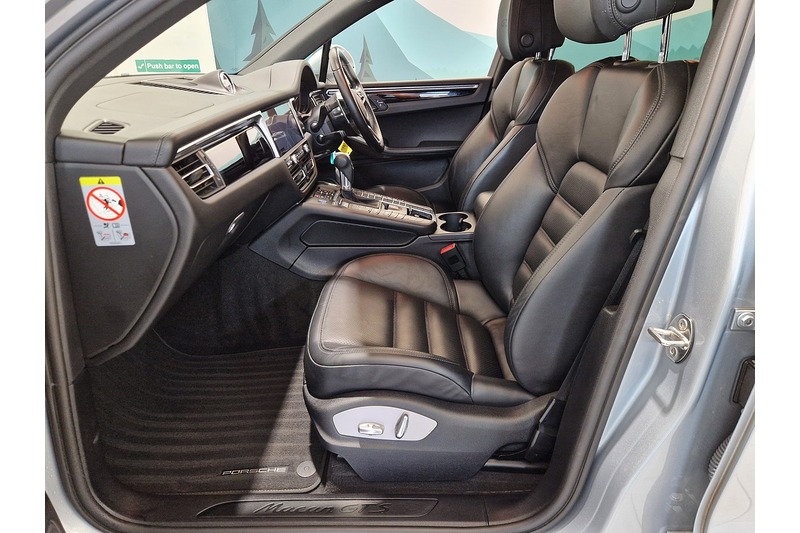 Used Porsche Macan 2020 for sale - 78069454: Photo 47