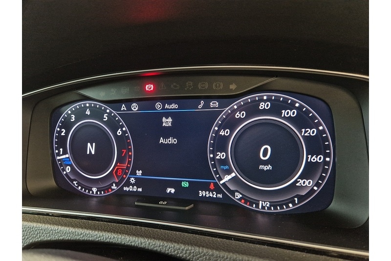 Used Volkswagen Golf 2018 for sale - 78083648: Photo 32