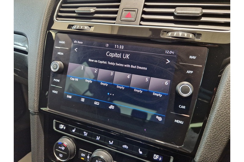 Used Volkswagen Golf 2018 for sale - 78083648: Photo 38