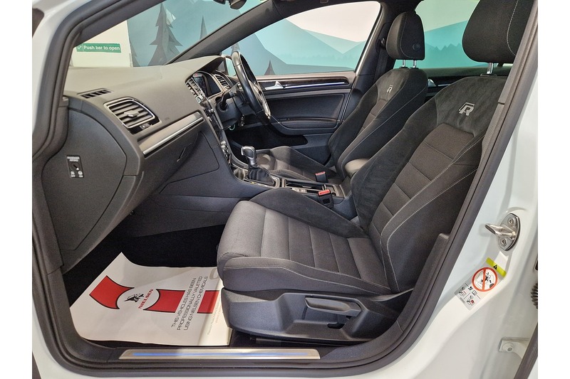 Used Volkswagen Golf 2018 for sale - 78083648: Photo 45