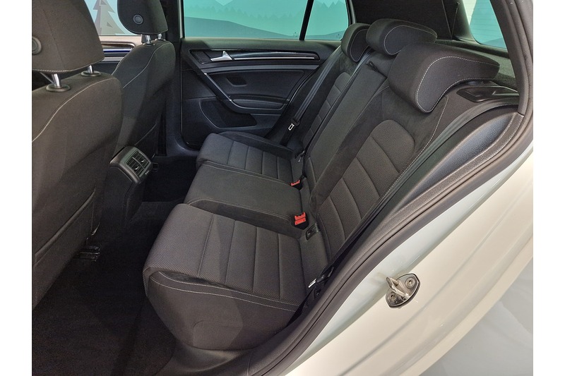 Used Volkswagen Golf 2018 for sale - 78083648: Photo 52