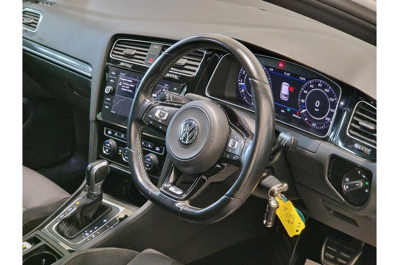 Used Volkswagen Golf 2018 for sale - 78083648: Photo 56