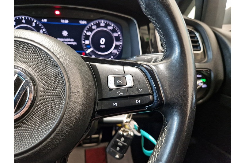 Used Volkswagen Golf 2018 for sale - 78083648: Photo 62