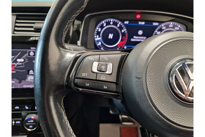 Used Volkswagen Golf 2018 for sale - 78083648: Photo 63