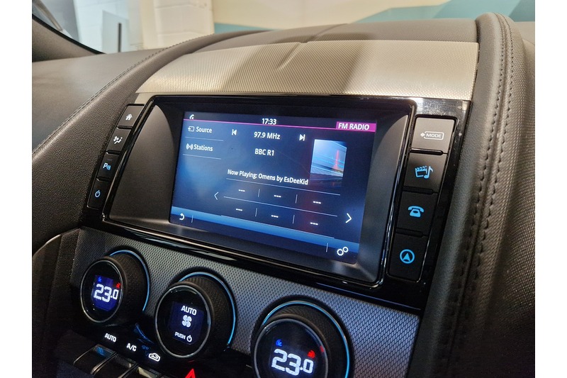 Used Jaguar F-Type 2017 for sale - 77817984: Photo 28