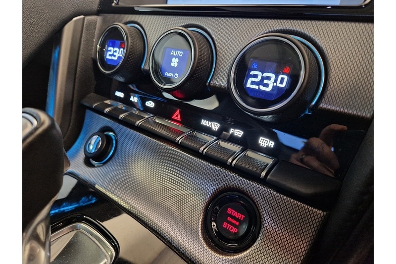 Used Jaguar F-Type 2017 for sale - 77817984: Photo 33