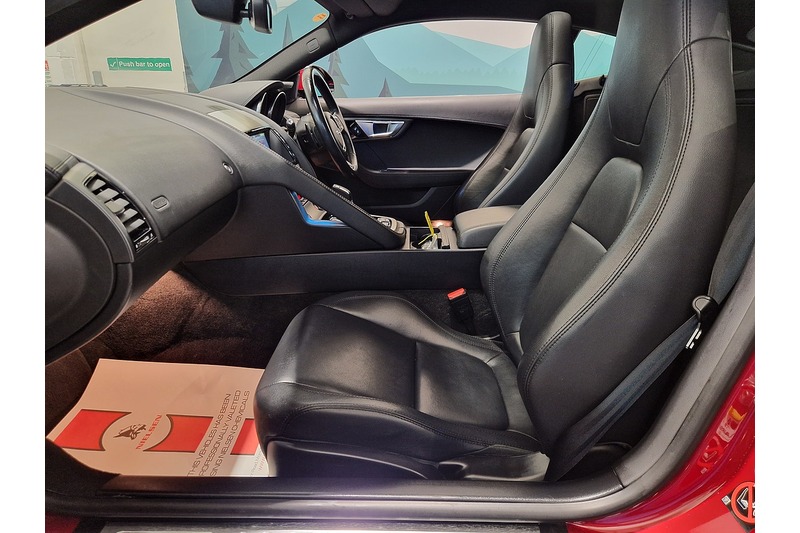 Used Jaguar F-Type 2017 for sale - 77817984: Photo 45