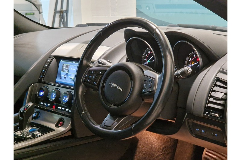 Used Jaguar F-Type 2017 for sale - 77817984: Photo 50