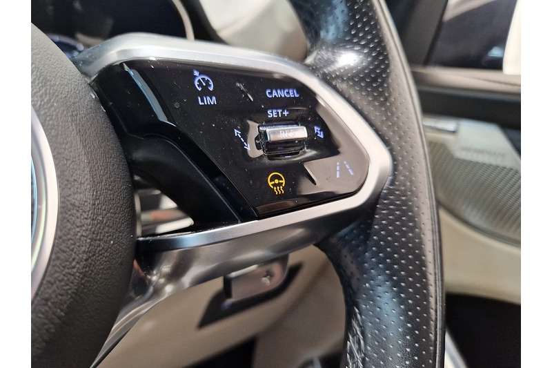 Used Jaguar F-Pace 2021 for sale - 77693834: Photo 11