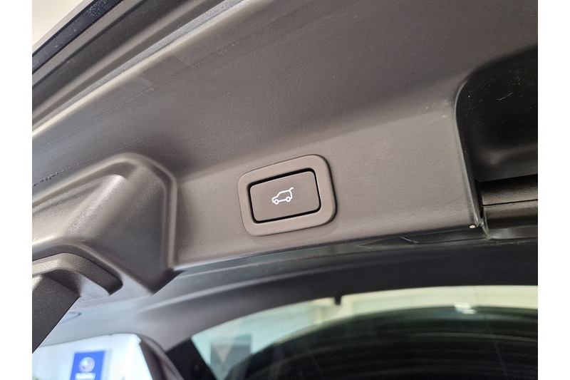 Used Jaguar F-Pace 2021 for sale - 77693834: Photo 28