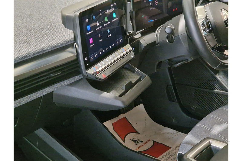 Used Renault Megane E Tech 2023 for sale - 77118193: Photo 45