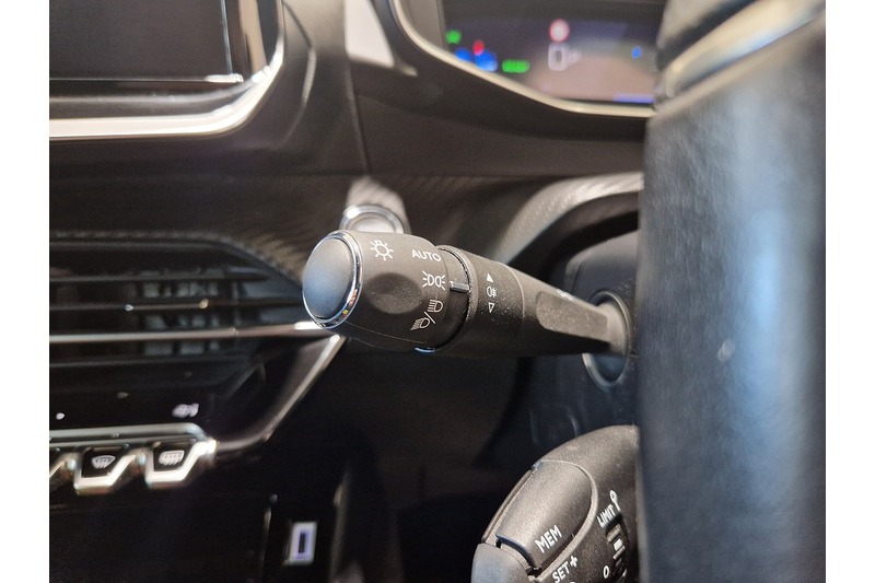 Used Peugeot 208 2024 for sale - 78056749: Photo 36