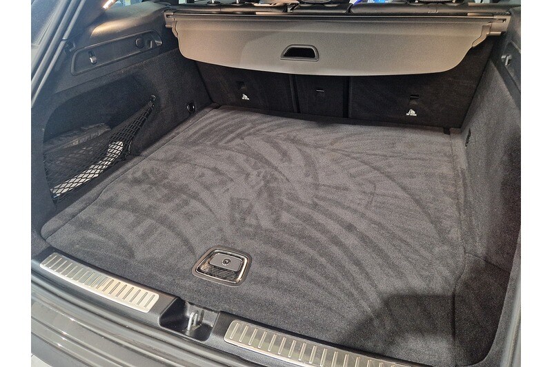 Used Mercedes-Benz EQC 2020 for sale - 77136964: Photo 28