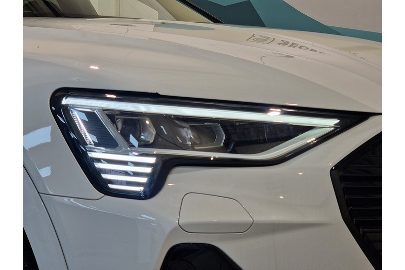 Used Audi e-tron 2022 for sale - 76625295: Photo 16