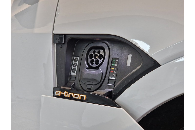 Used Audi e-tron 2022 for sale - 76625295: Photo 29