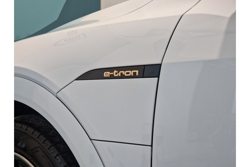 Used Audi e-tron 2022 for sale - 76625295: Photo 30