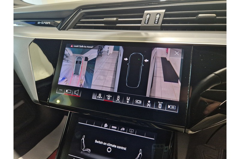 Used Audi e-tron 2022 for sale - 76625295: Photo 47