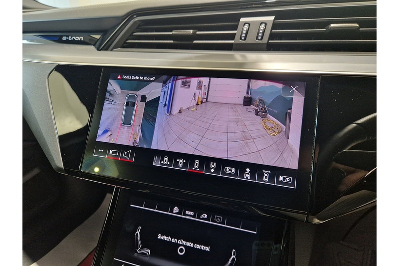 Used Audi e-tron 2022 for sale - 76625295: Photo 48