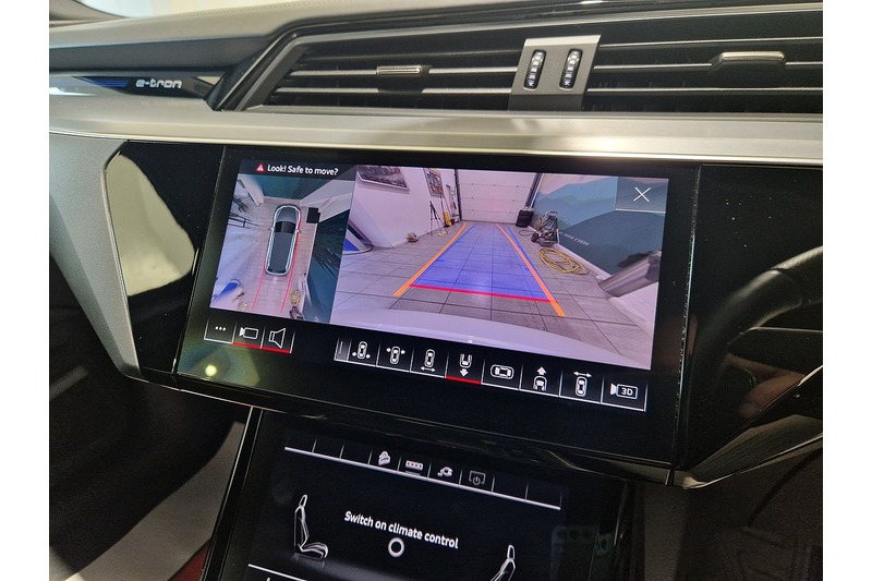 Used Audi e-tron 2022 for sale - 76625295: Photo 49